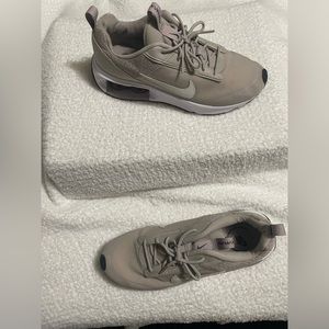 Women’s Nike Air Max